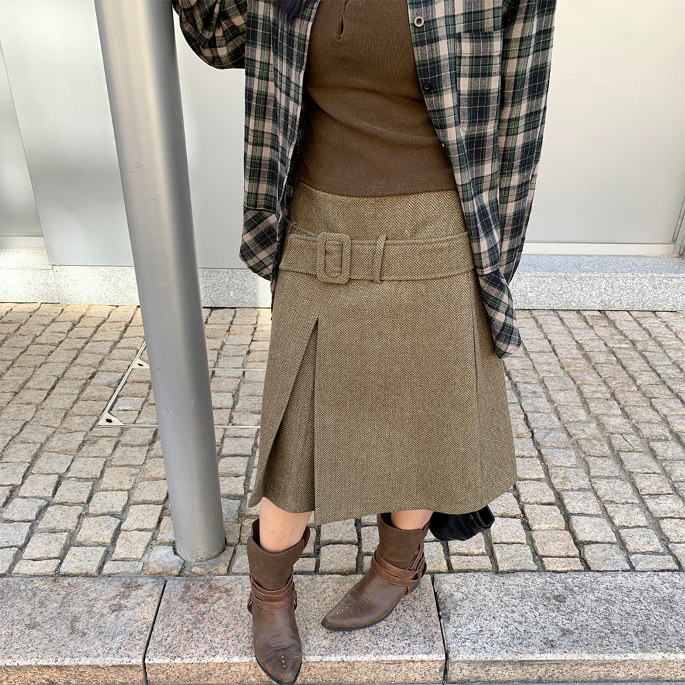 of32 official2025新款假腰带设计感半身裙女冬a字显瘦时尚短裙