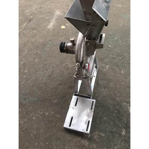 家用FFC-15不锈钢粉碎机药材调味品加工海鲜酱小型不锈钢粉碎机