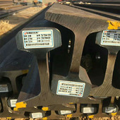 现货供应轨道钢QU100 QU120钢轨煤矿用钢轨 火车轨道钢