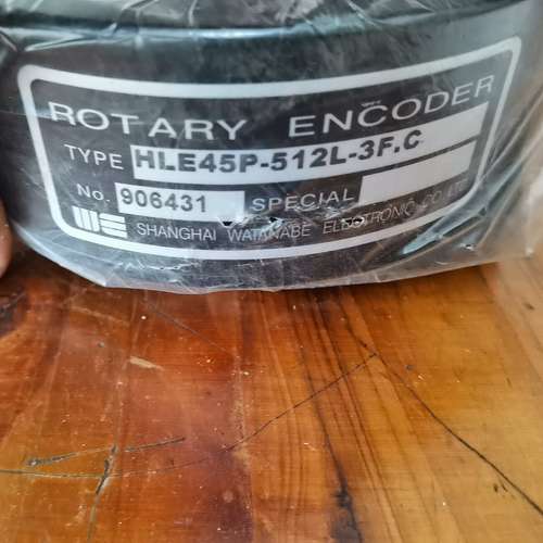 {议价}日本渡边编码器型号HLE45P-512L-3F.C。。。