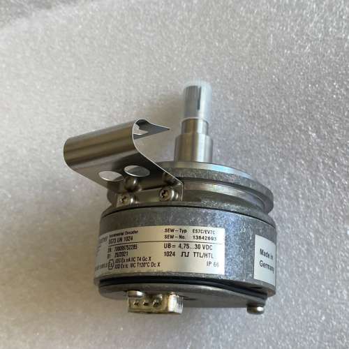 {议价}德国SEW堡盟编码器OG73UN1024ES7C