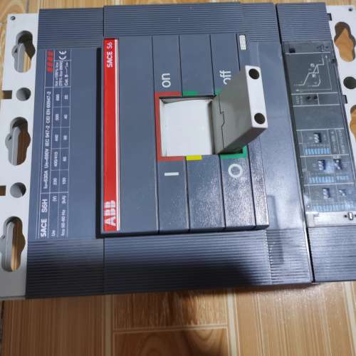 {议价}ABB塑壳断路器S6H 630  PR212  3P