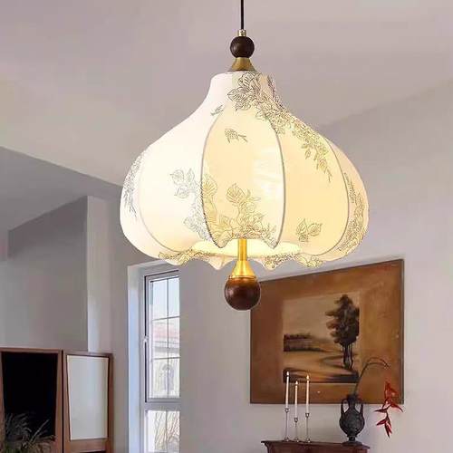 法式客厅吊灯中古风布艺名宿餐厅吊灯美式复古实木卧室灯阳台灯具