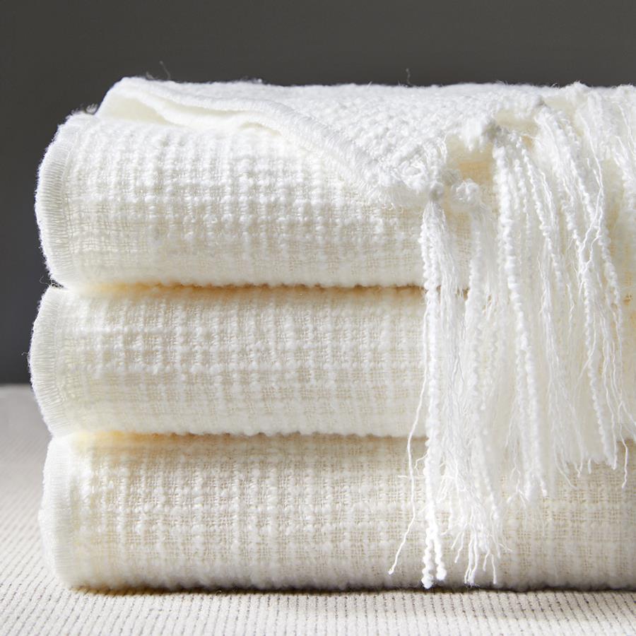 居家休闲毯 床旗羊毛绒毯沙发盖毯午睡毯子床尾搭毯白色流苏毛毯