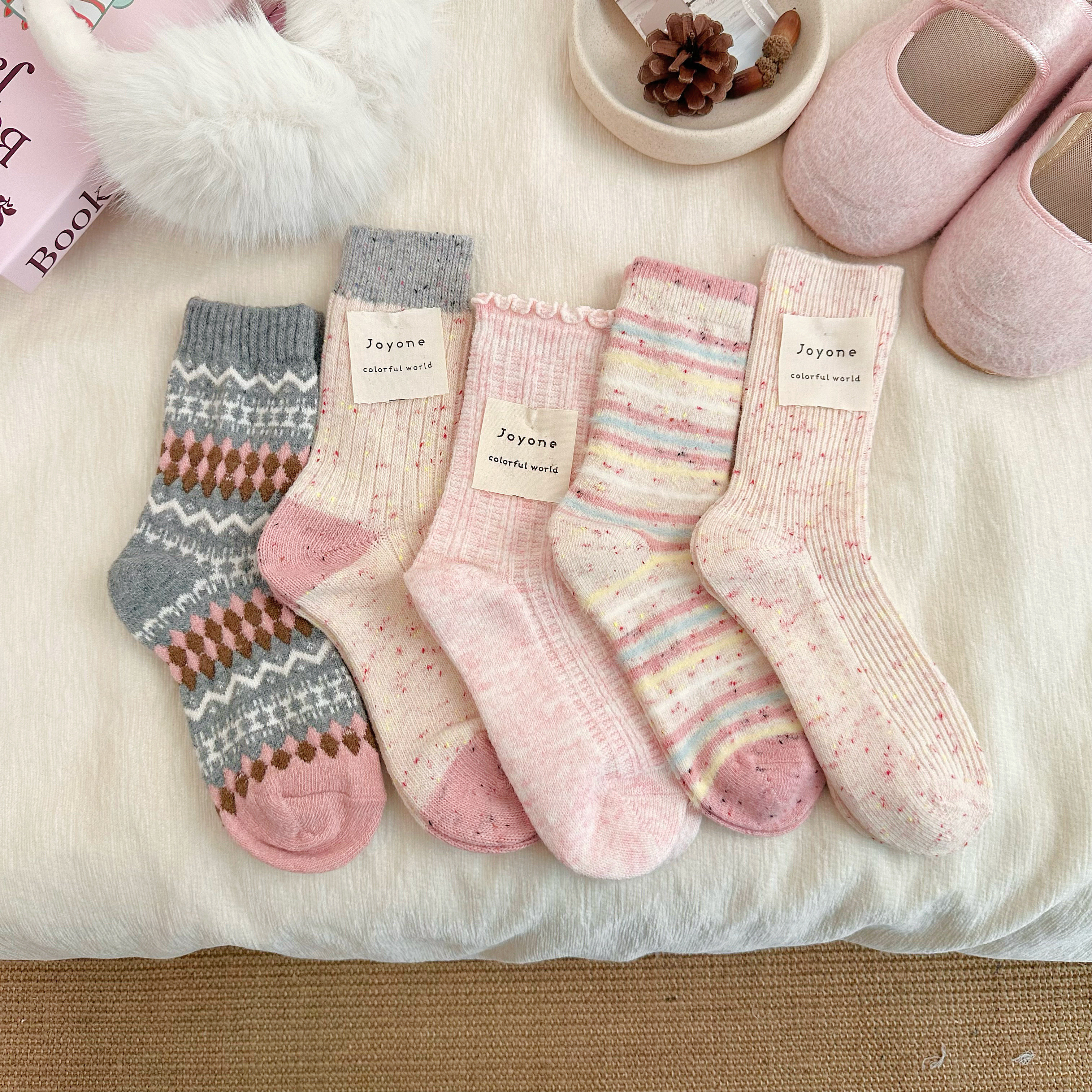 莓语轻风羊毛袜子女中筒袜秋冬加绒加厚保暖甜美点子纱堆堆袜日系