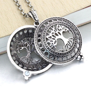 1pcs Aroma Diffuser Necklace Open Antique Vintage Lockets Pe