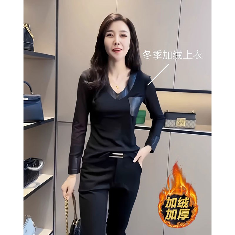 V领拼皮边长袖T恤女春季2024欧货爆款小衫大码高级感体恤显瘦上衣