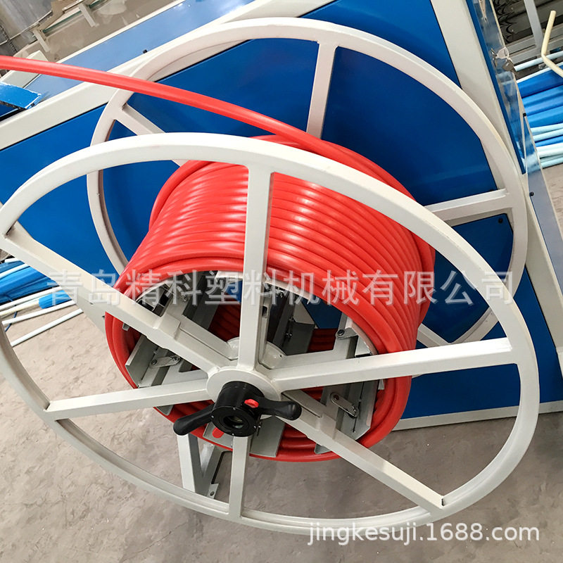 哪里有PE三层复合盘管生产线厂家 青岛精科双机共挤PE水管设备