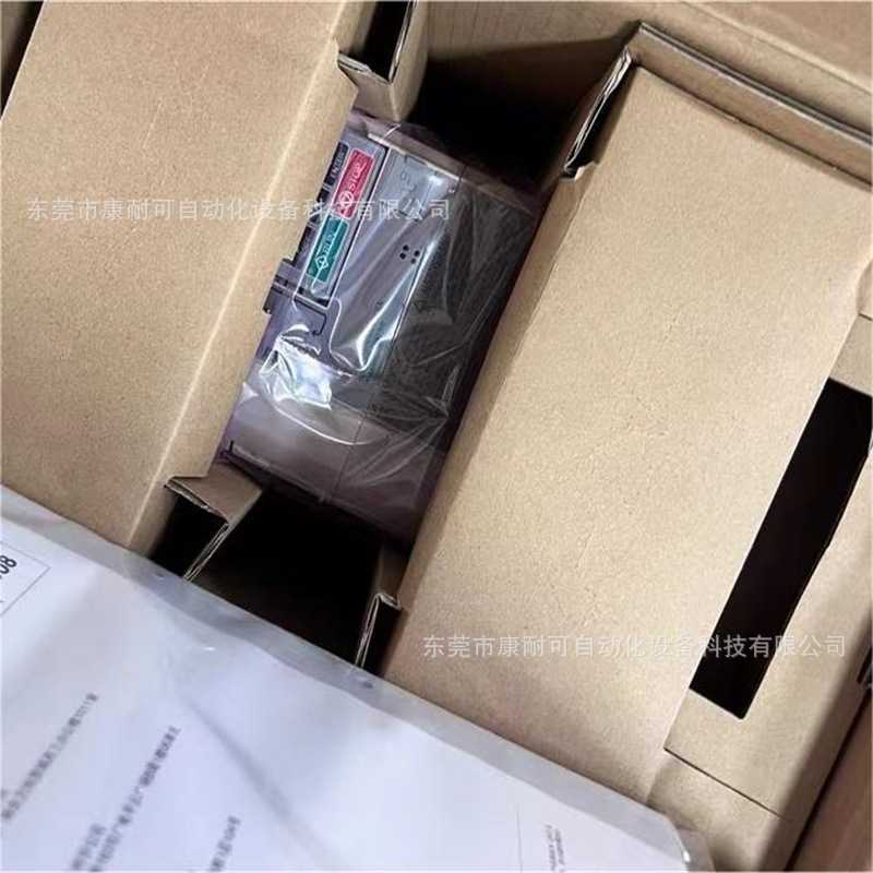 安川 变频器 全新现货  CIMR-AB4A0044FBA  议价
