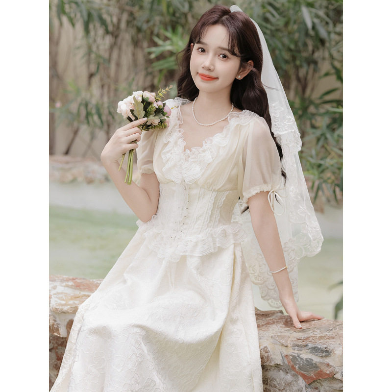 法式文艺复古轻婚纱登记领证小礼服伴娘服蕾丝拼接气质束腰连衣裙