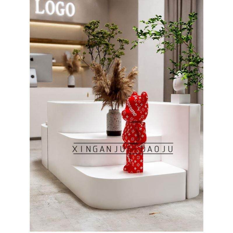 服装店道具M型高档异形中岛柜流水台鲜花店S形橱窗装饰曲线高低台