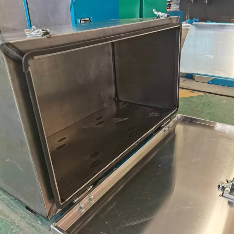半挂车货车铁皮铝合金工具箱罐货车外挂防水防锈加厚满焊大工具箱