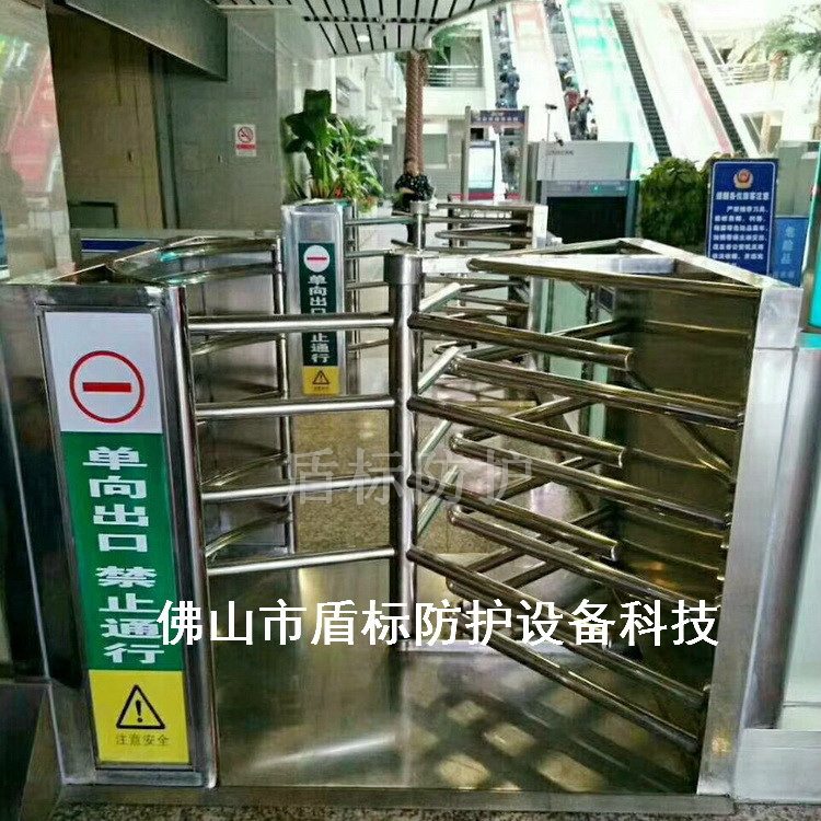 机场车站医院单向半高转闸梳状三转杆通道行人閘机械物理逆向旋转