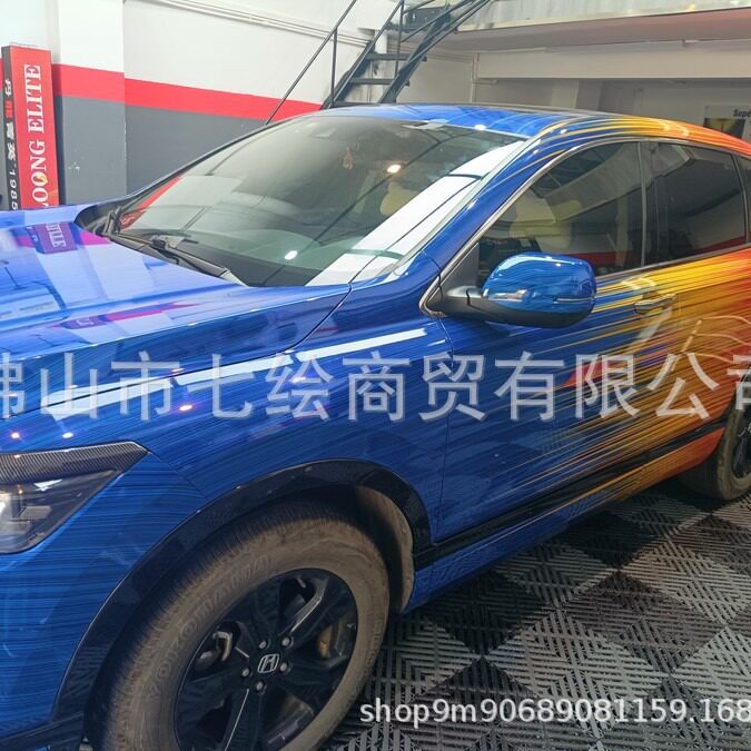 汽车彩绘改色膜涂鸦个性彩绘改色贴膜渐变车身改色4S店展车