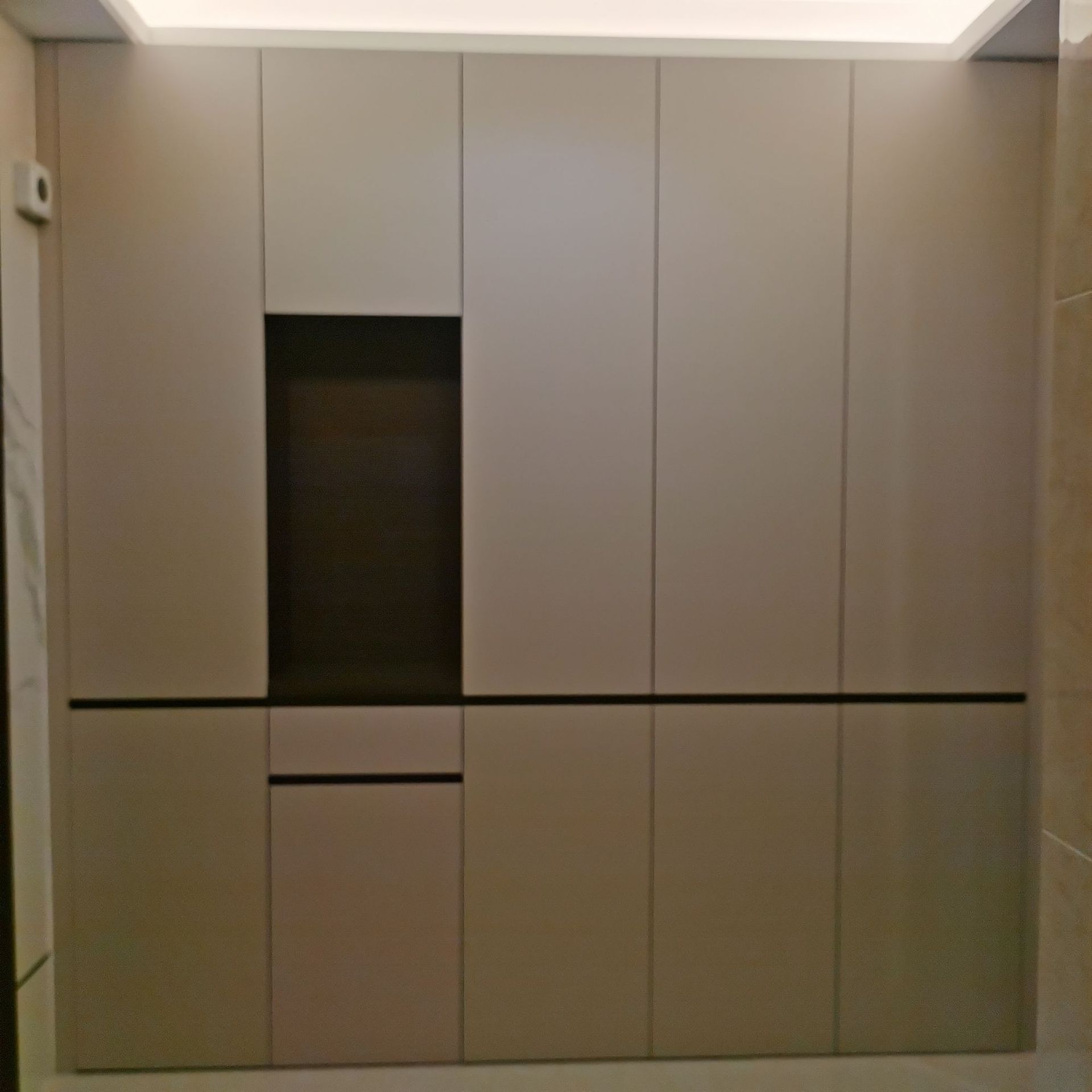 成都源头工厂定制入户鞋柜餐边柜酒柜展示柜电视柜全屋定制颗粒板