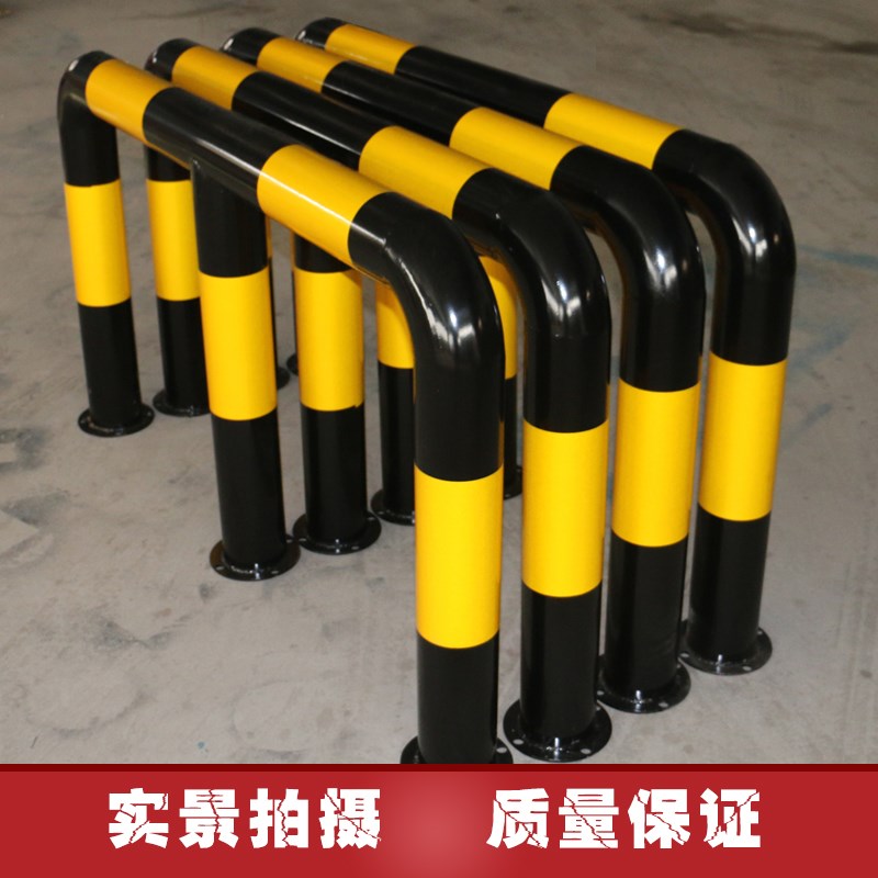 热销U型加油站加厚停车位桩隔离警示柱M型钢管防撞护栏道路防护固