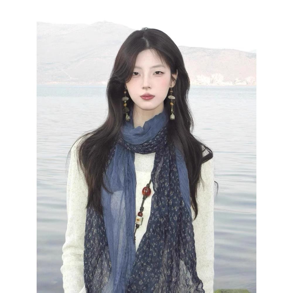 覆古文艺风藏蓝色碎花围巾女褶皱棉麻长款丝巾披肩氛围感拍照配饰