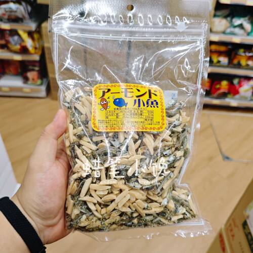 泉屋日本进口杏仁小鱼仔零食