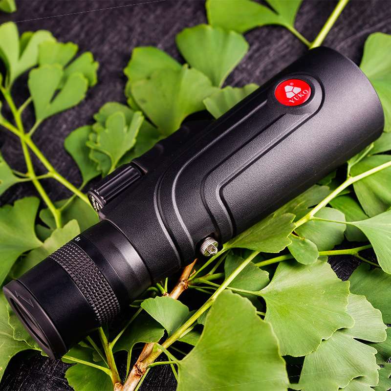 跨境望远镜厂家直销YUKO单筒8-20X50无极变倍望远镜高清便携远镜