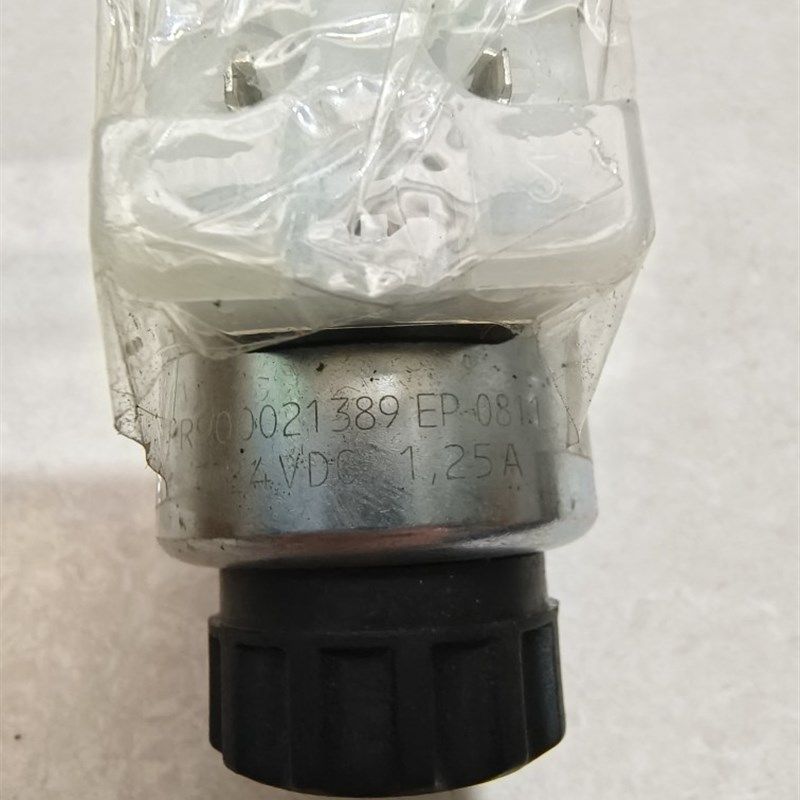 力士乐电磁阀单头液压换向阀4WE6D62/EG24N9K4 24VDC