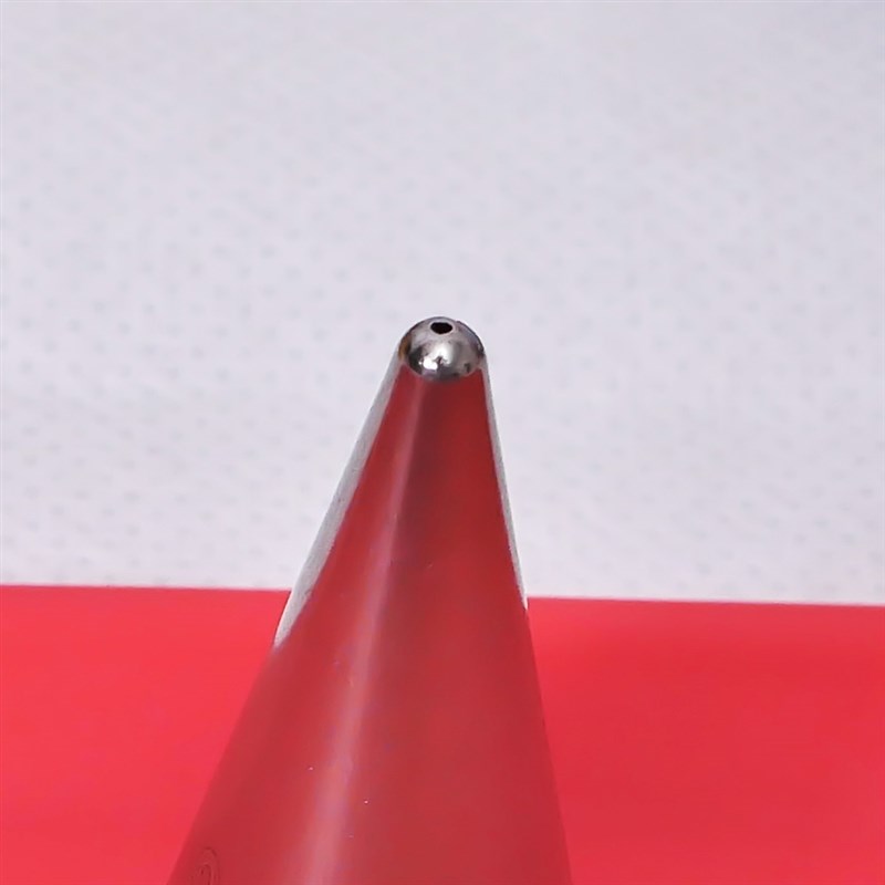 LINSBAYWU #0 0.75mm Writing Stainless Steel Icing Nozzle Bak