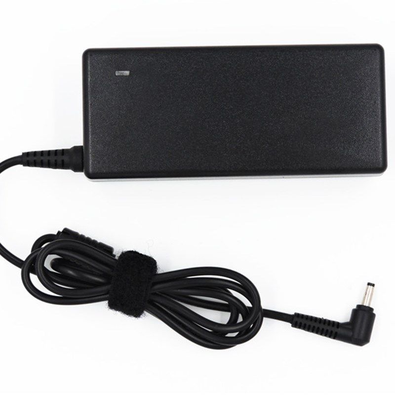 神舟战神K610D-i7 i5 i3 A29笔记本电源适配器19V4.74A充电器线