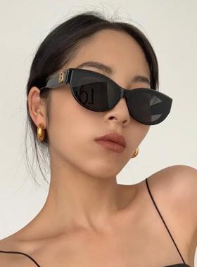 极速太阳眼镜女抗UV个性黑色窄框太阳眼镜科技感配饰级感欧美时尚