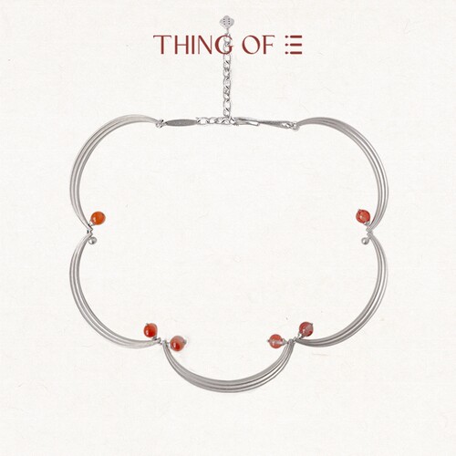 THING OF E【赤】系列 凹凸纹钉珠包镶宝石花形项链 新中式高级感