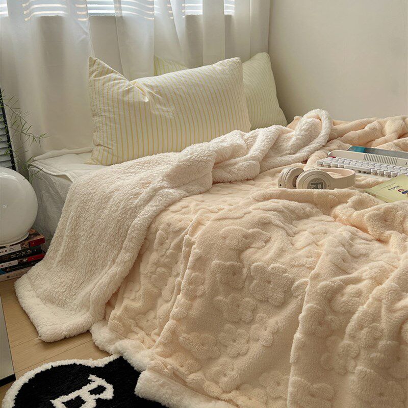 云朵花舒棉绒毛毯休闲盖毯办公室午休毯双层羊羔绒小毯子秋冬保暖