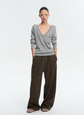 LINY LIBERTY25AW 设计感显瘦V领宽松口袋针织毛衣女打底内搭上衣