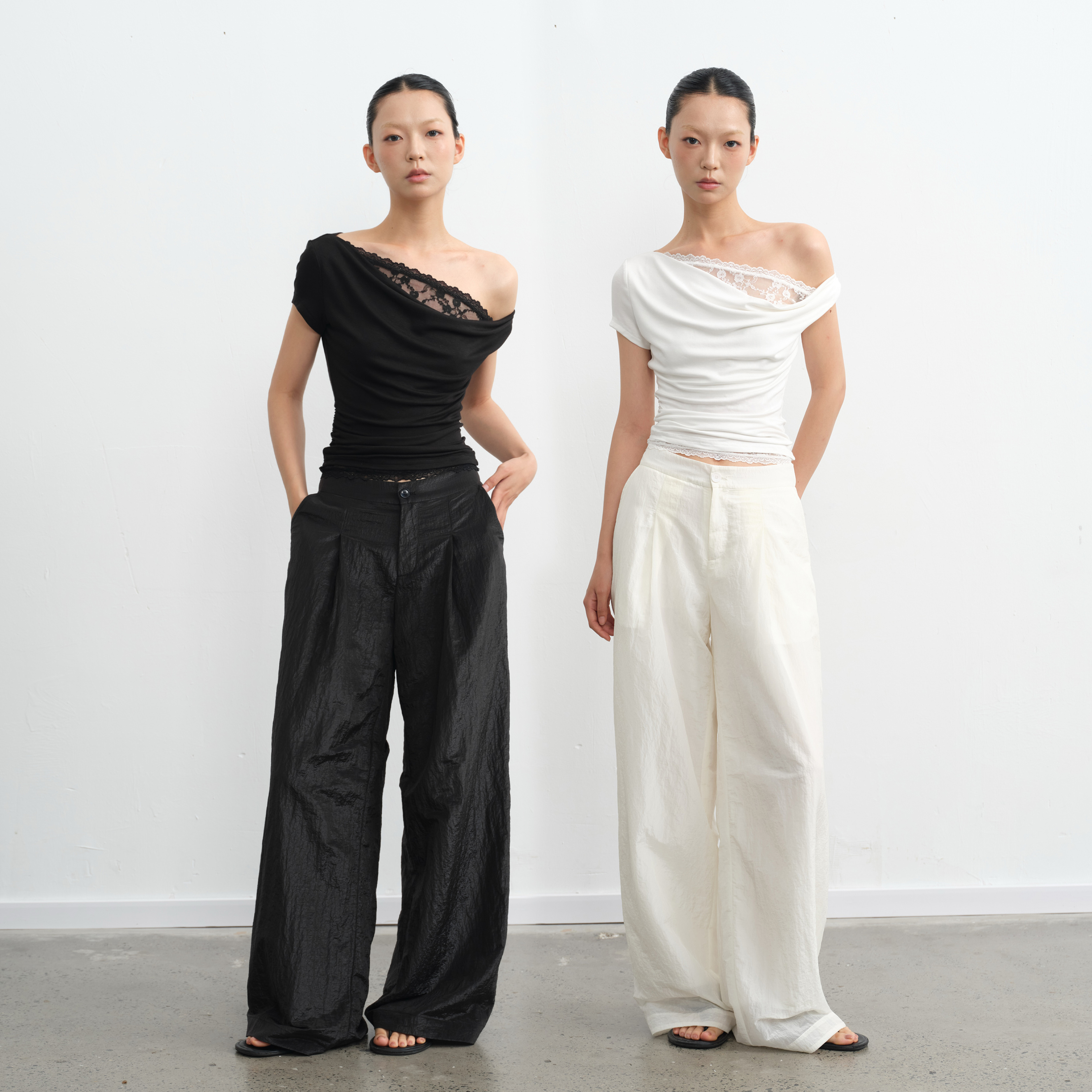 设计感假两件斜肩针织蕾丝短袖