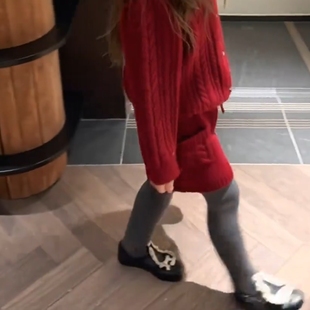 秋冬韩版童装女童新年拜年服红色套装秋冬洋气针织衫连帽毛衣短裤