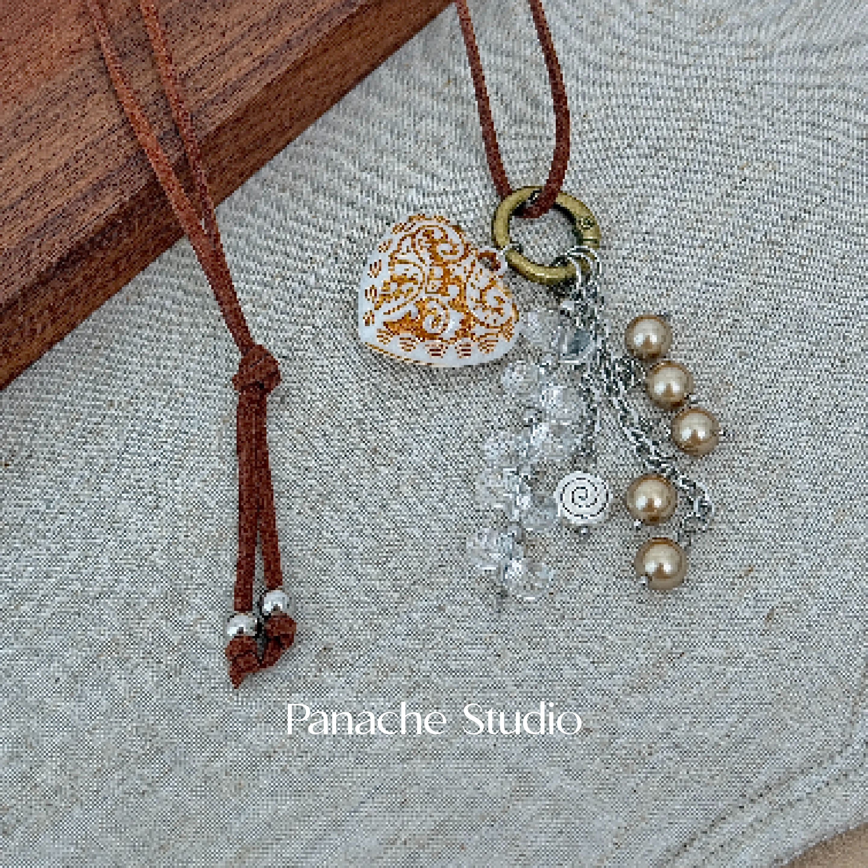 PANACHE 棕色肌理爱心珍珠长款吊坠皮绳长项链 小众复古毛衣链女