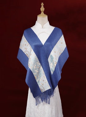 2025新款中国风蓝色围巾披肩两用冬季妈妈款保暖流苏护颈围脖女款