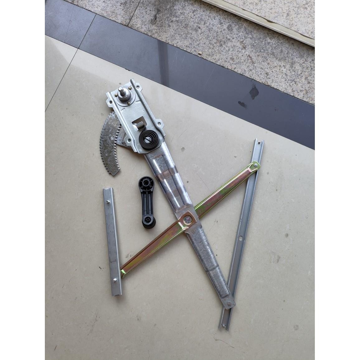 徐工起重机吊车配件 12B 12D 16D 20B 25E 下车驾驶室玻璃升降器