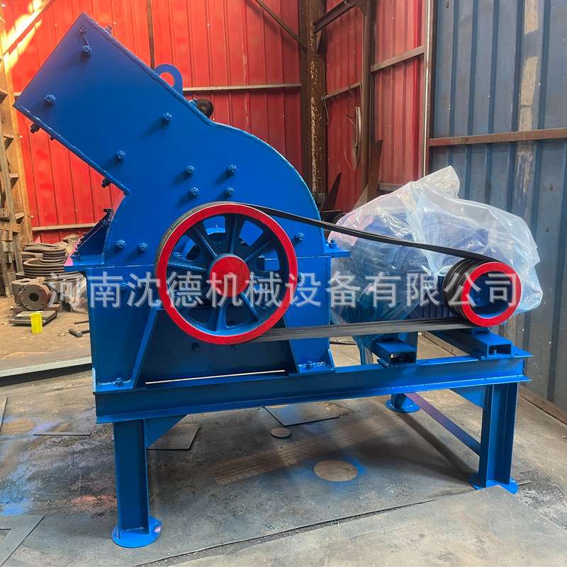 PC400*300锤式破碎机产量 河卵石料制砂机 建筑废料处理粉碎设备