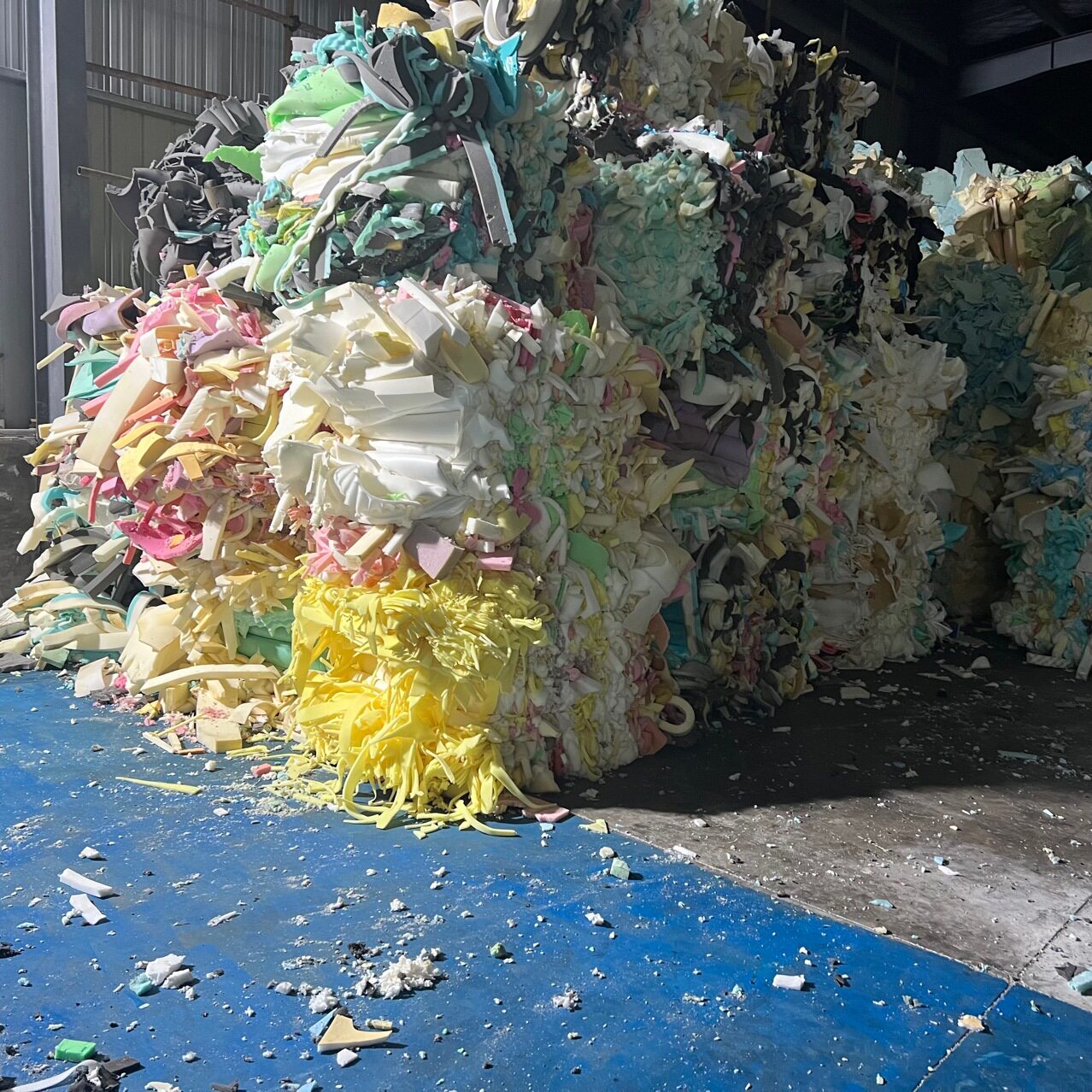 供应出口打包海绵边角料,压缩,懒人沙发填充高回弹