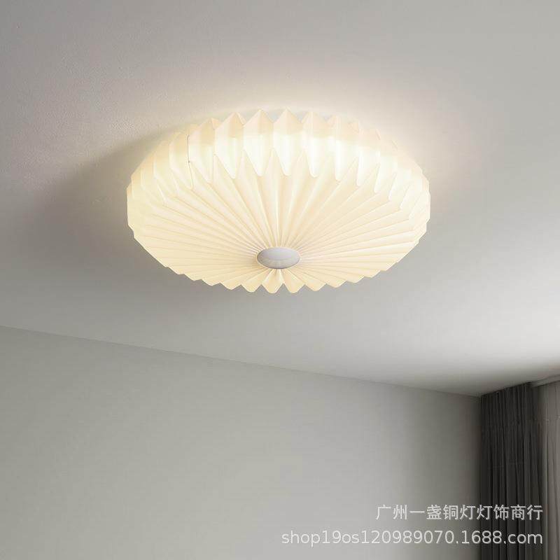 北欧主卧室灯书房温馨浪漫房间灯具个性创意现代简约客厅灯吸顶灯