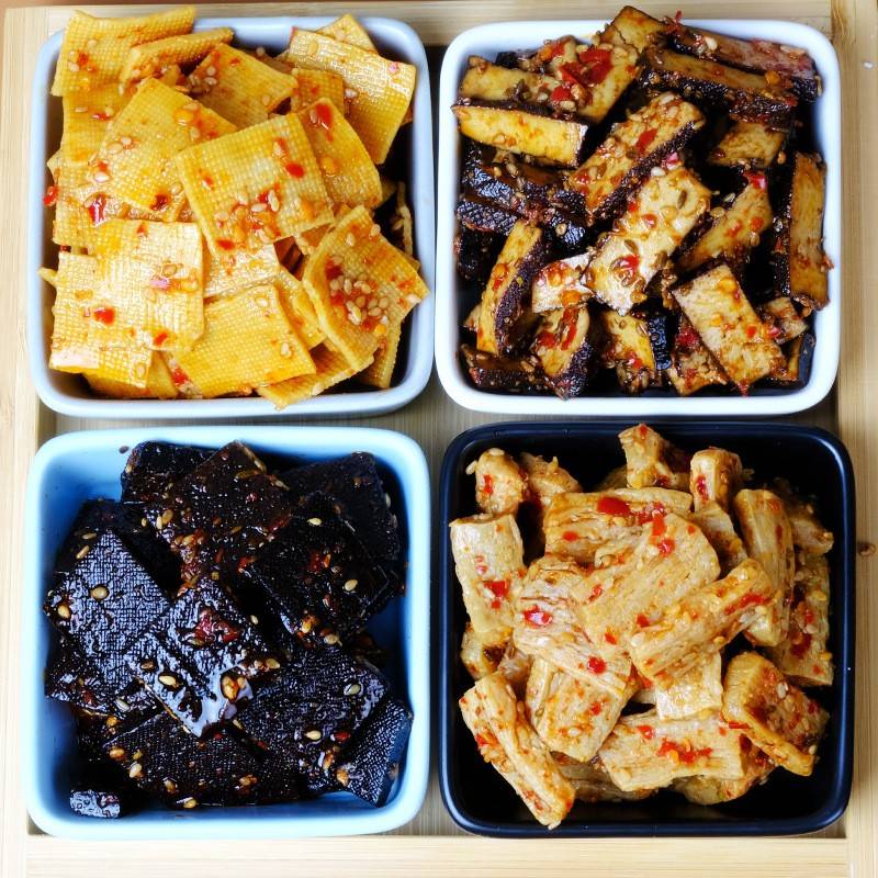 豆干组合麻辣平湖江酱干香辣豆腐干张豆千皮南特产零食豆干辣条