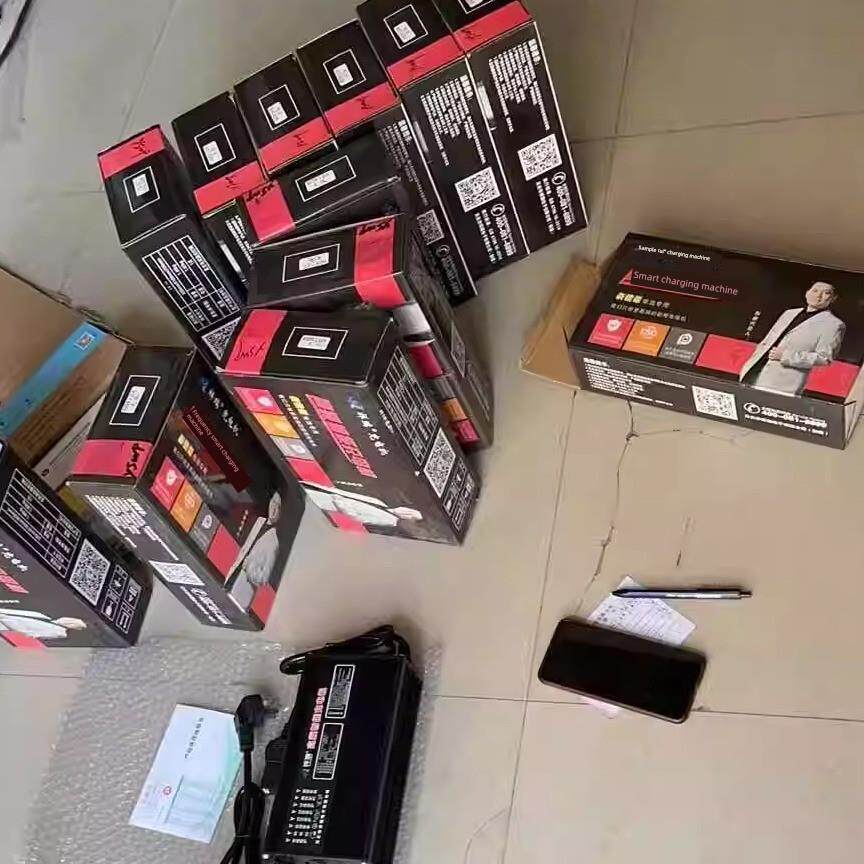 祥瑞高端智能四轮车新能源铅酸电池大功率充电机自动断电自动关机