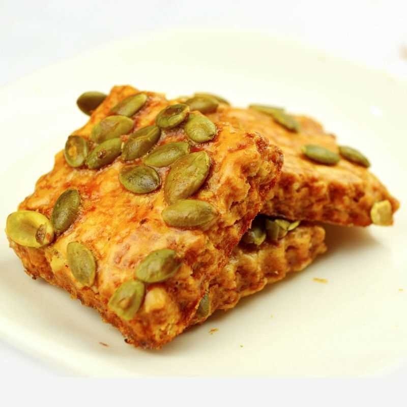 手工香脆南瓜酥山药条蛋黄果仁千层饼老式糕点老年人零食休闲食品