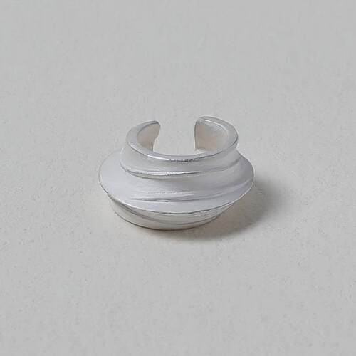 OLIO E ACETO油醋汁·纯银浮游宽边耳骨夹