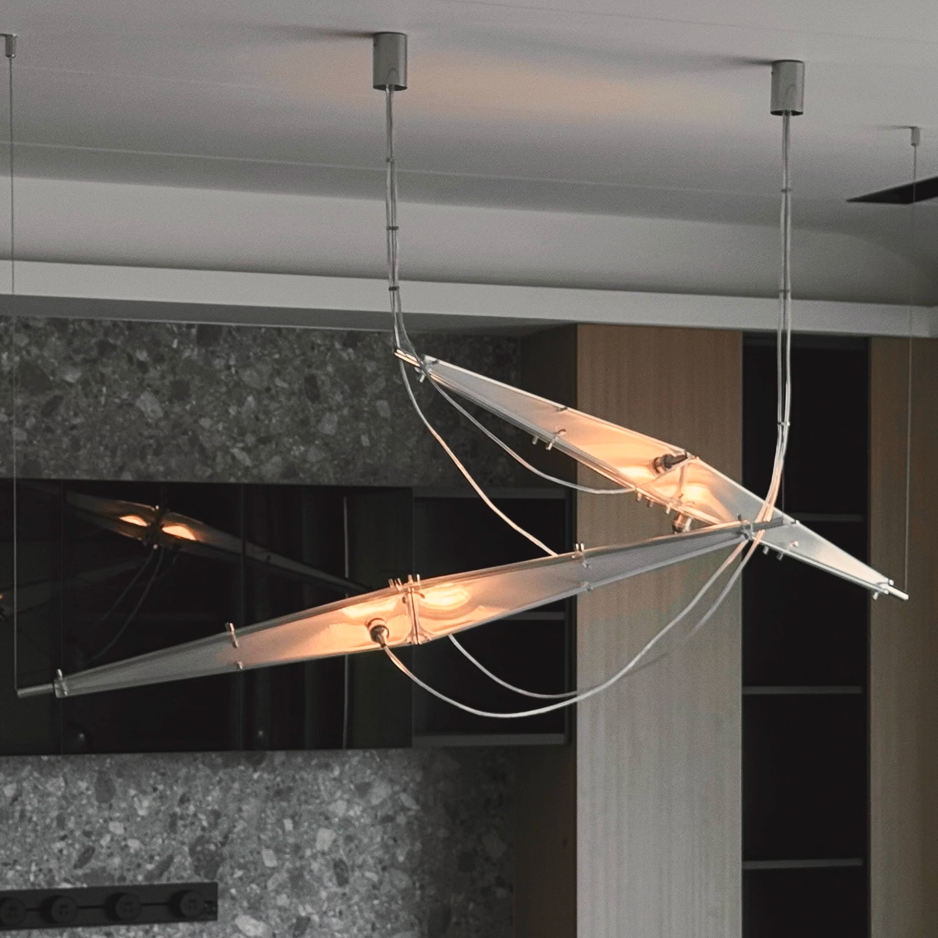 陈星宇餐厅吊灯现代简约复式别墅客厅LOFT挑空楼梯设计师吧台灯具