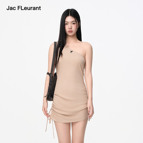 JAC FLEURANTJAC 2025春夏新品卡其色皮扣抽绳斜肩连衣裙