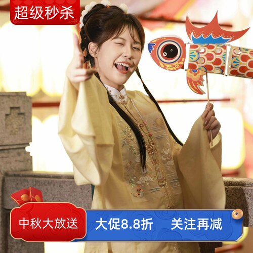 一袭汉服惊艳时光古韵自来