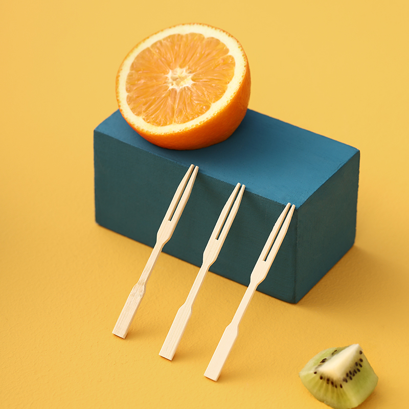 日系竹签一次性水果叉家用蛋糕点心小叉子收纳盒罐水果签果插套装