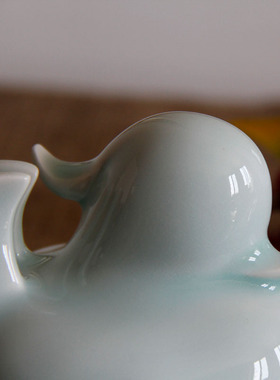 景德镇陶瓷器摆件家居客厅卧室可爱装饰手工影青鸳鸯摆设结婚礼物