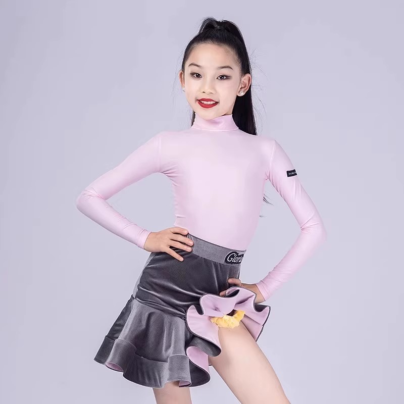 2025秋冬款少儿女童拉丁舞服长袖上衣丝绒鱼骨裙套装练功表演服
