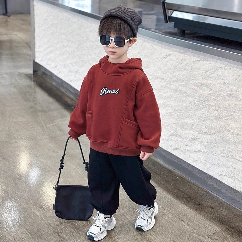 男童新款男孩帅气连帽卫衣两件套