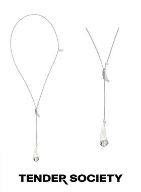 银色与白珐琅马蹄莲一款多戴项链